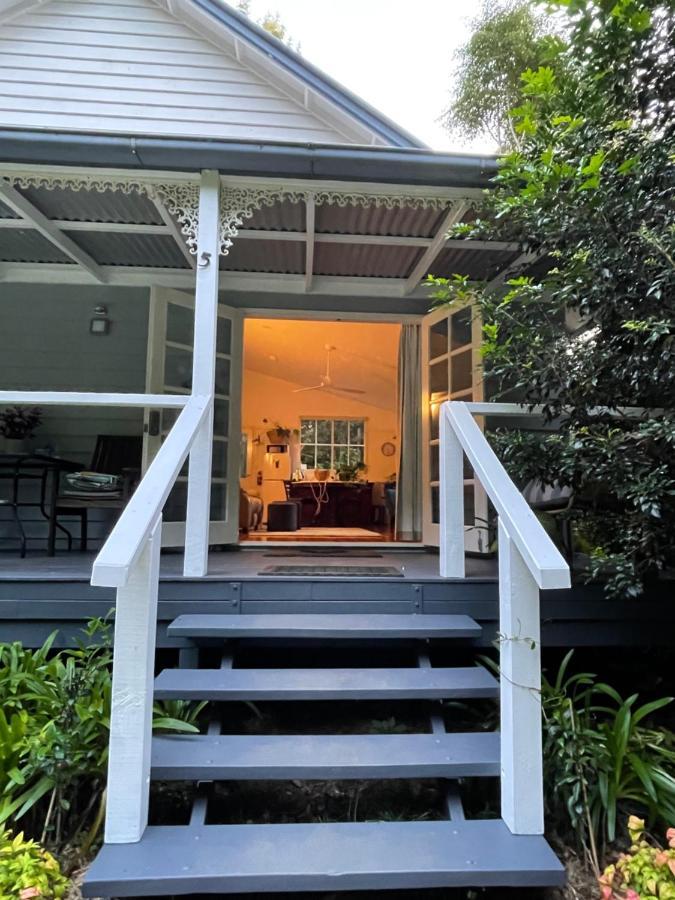 Romantic Cottage, Tamborine Mountain Mount Tamborine Exterior foto
